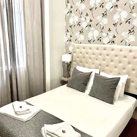 Home4u Apartament *