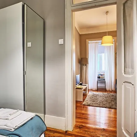 Апартаменти Home4u